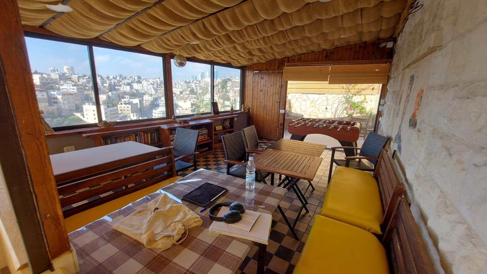 Carob Hostel Amman Exteriör bild